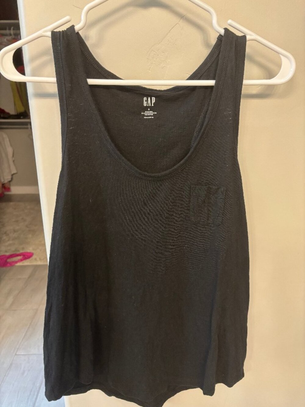 Gap tank top bundle size S